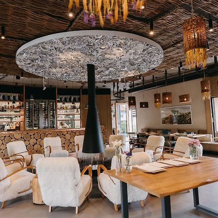 Oblik Resort Louny Eksteriør bilde