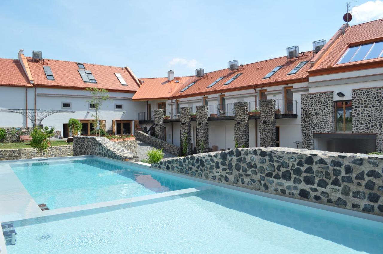 Oblik Resort Louny Eksteriør bilde