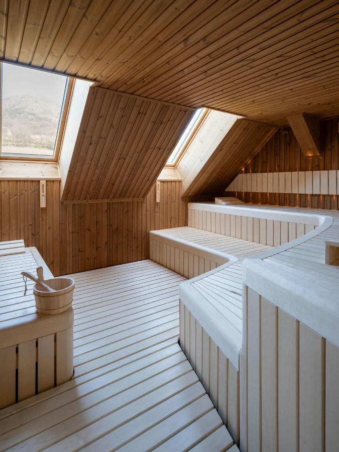 Oblik Resort Louny Eksteriør bilde