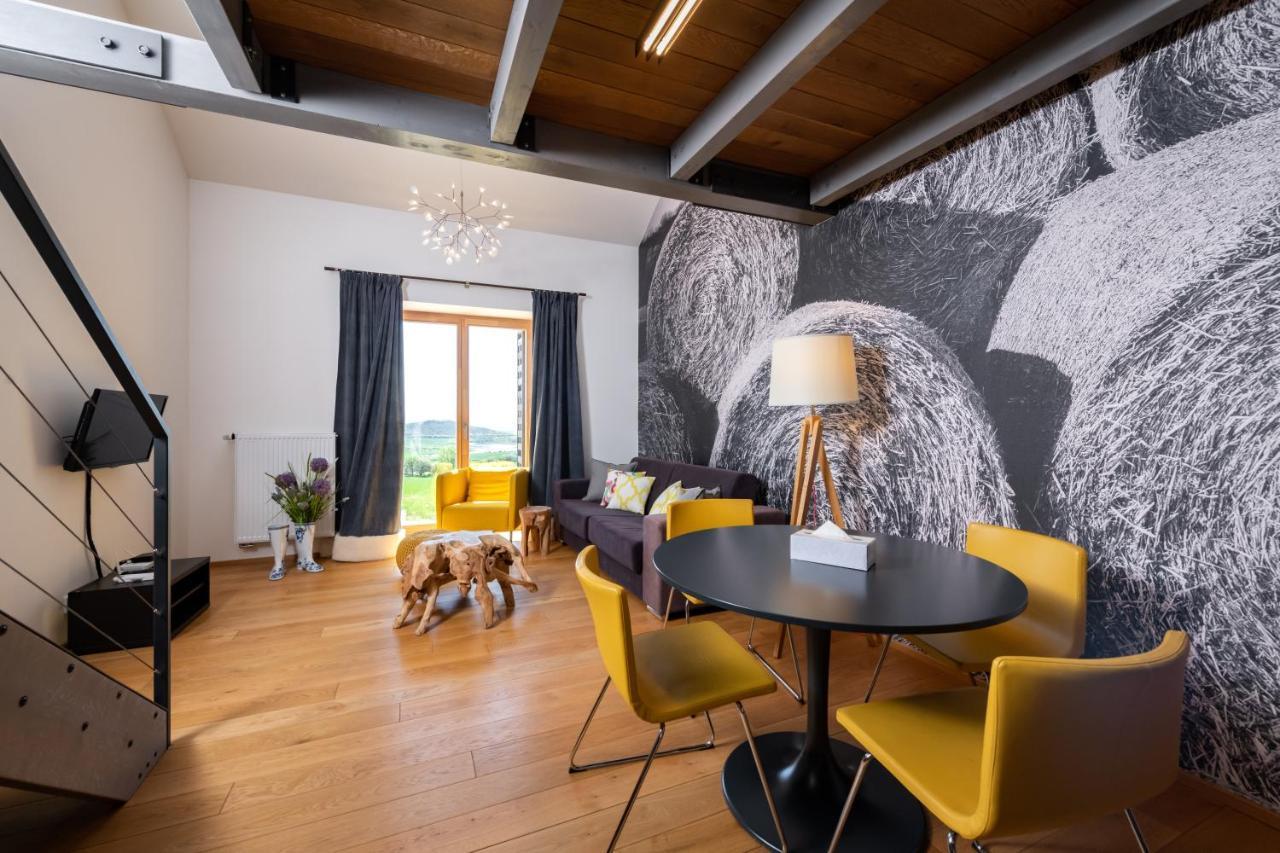 Oblik Resort Louny Eksteriør bilde